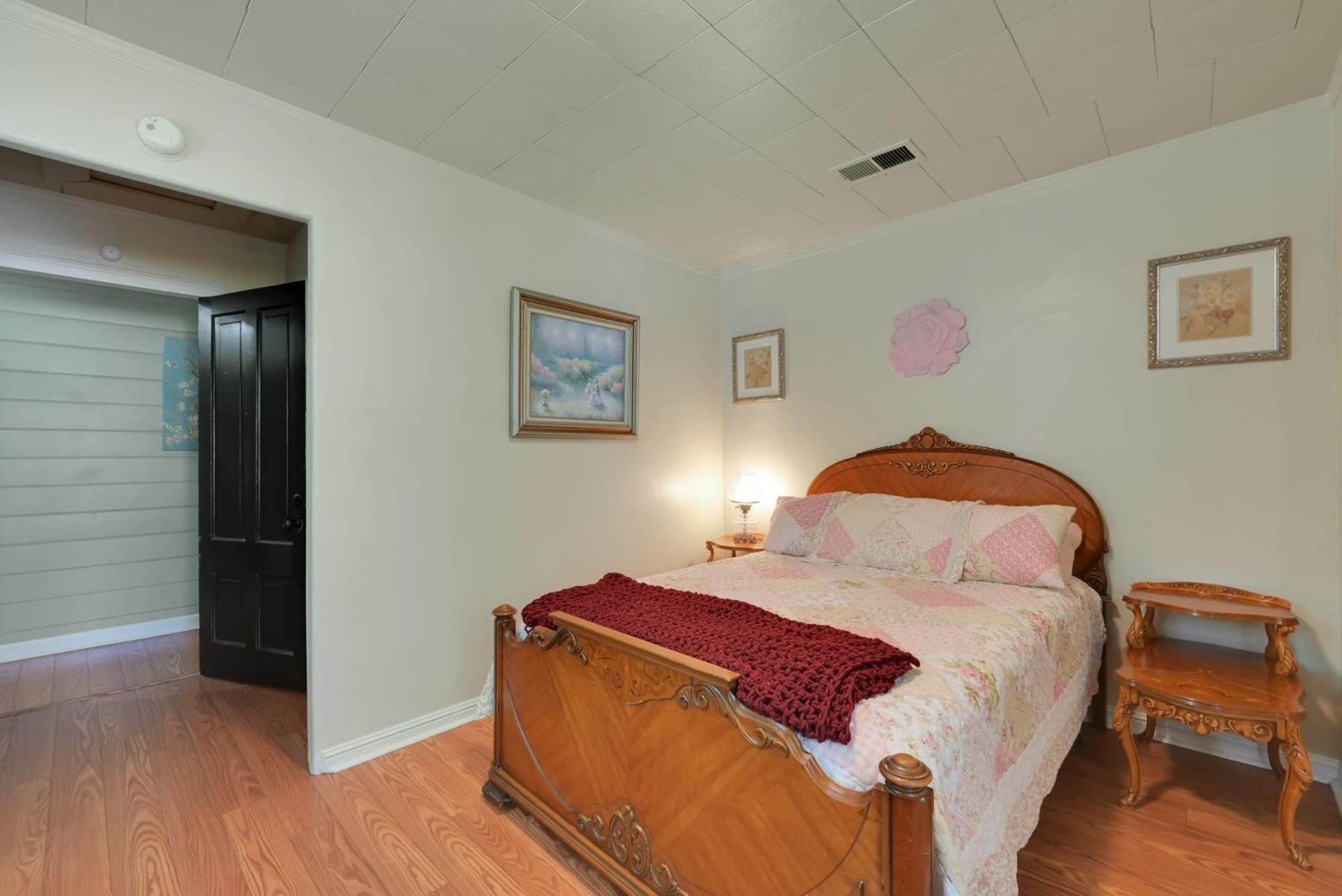 Spacious Downtown Jackson Retreat- Historic Hangout Exterior foto